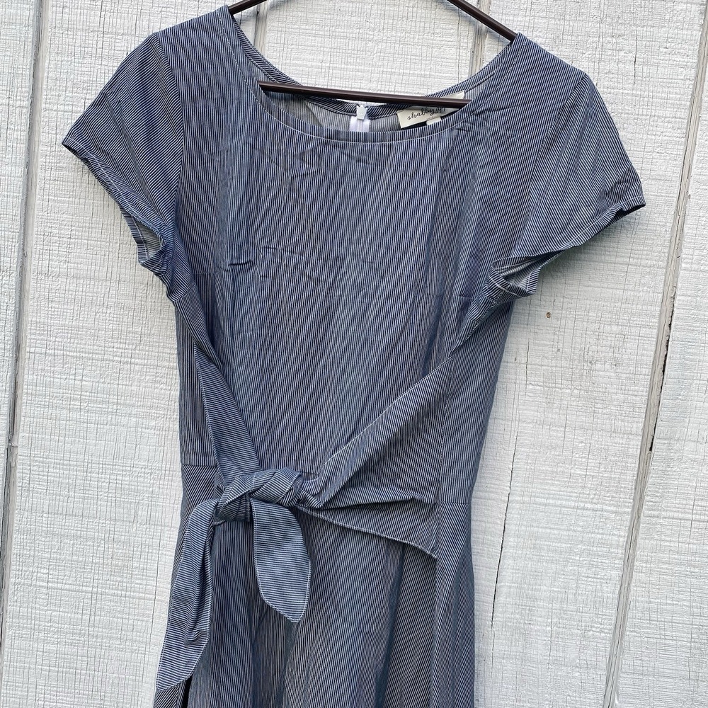 Shabby Apple Blue White Striped Shortsleeved Aline Dress Summer‎ Size 8